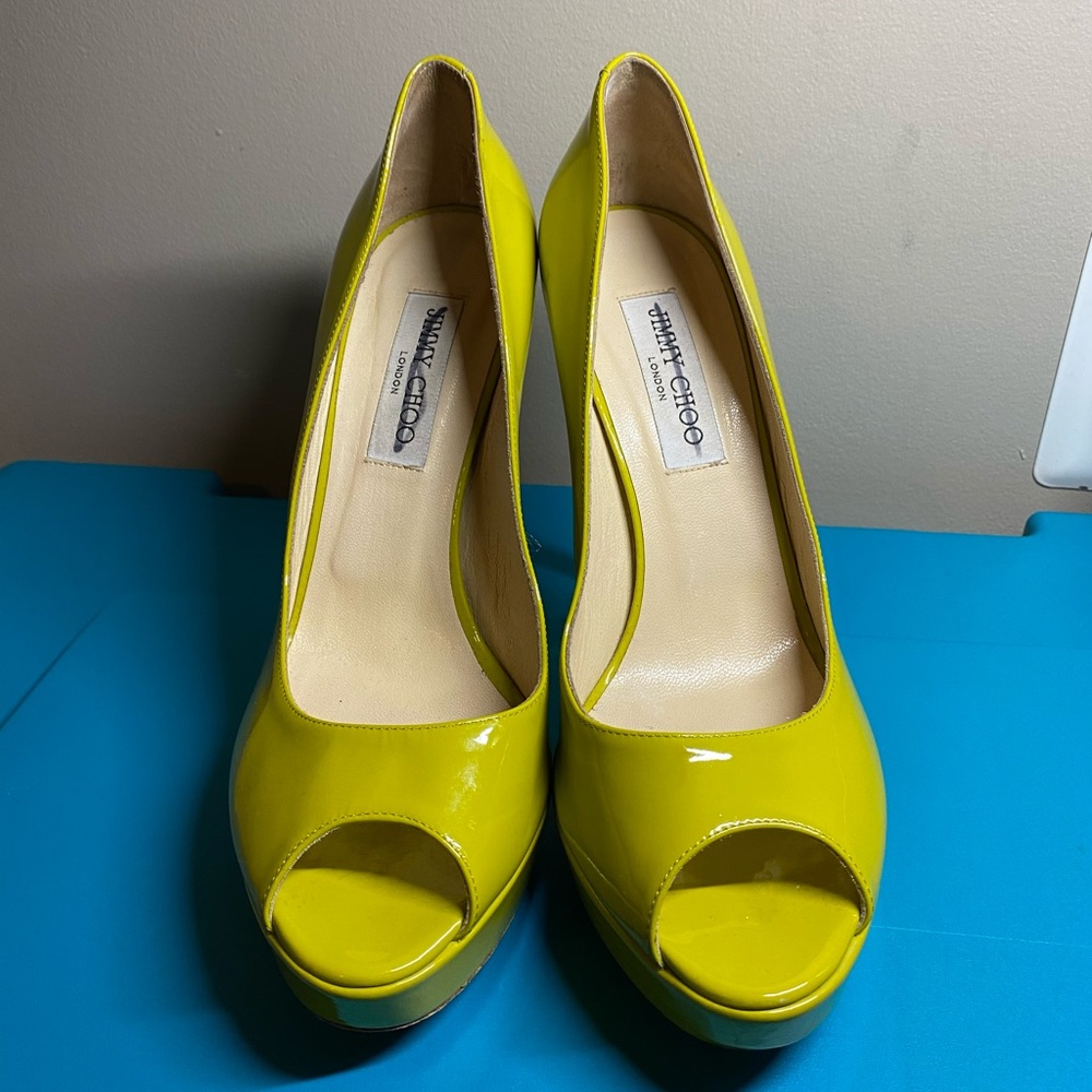 Jimmy Choo pumps